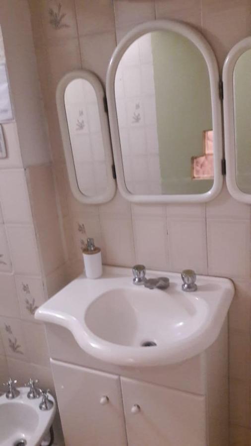 Hosteria La Farfalla Chos Malal Quarto foto