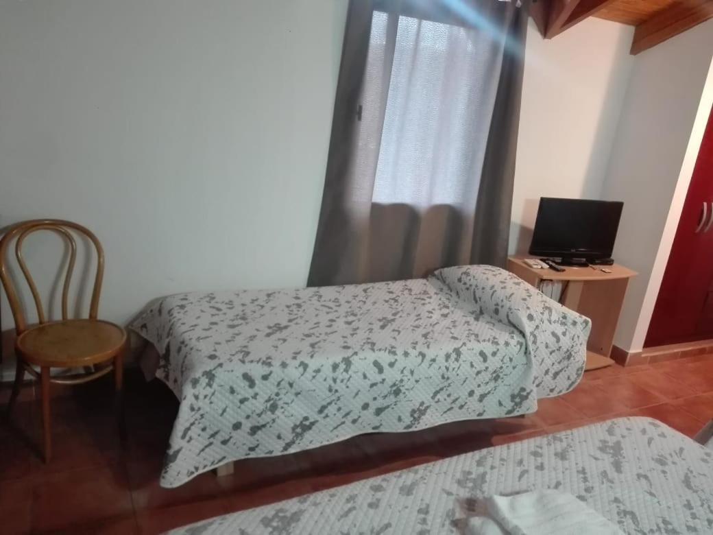 Hosteria La Farfalla Chos Malal Quarto foto